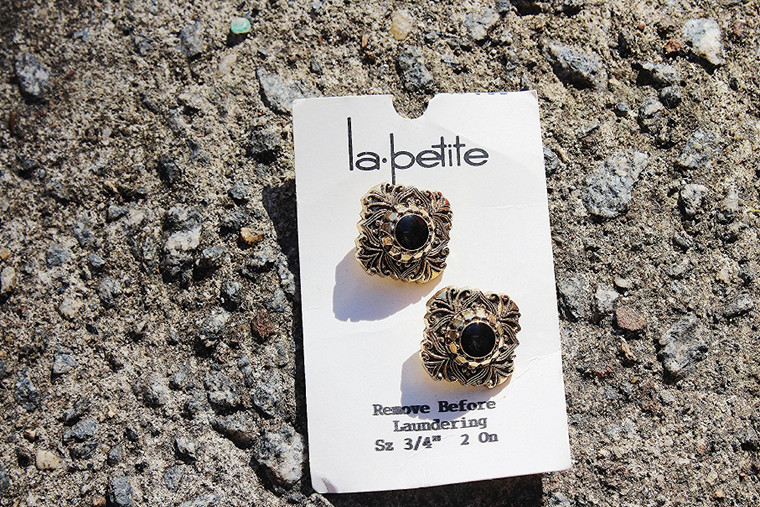 Vintage La Petite Filigree Design Gold & Black Inset 3/4" Button