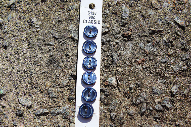 Vintage Classic Lansing Shiny Navy Buttons C138