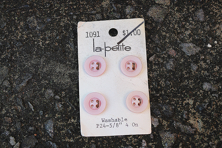 Vintage La Petite Pink Buttons P24-5/8" #1091
