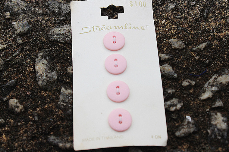 Vintage 1990s Streamline 3/8" Flat Pink Buttons