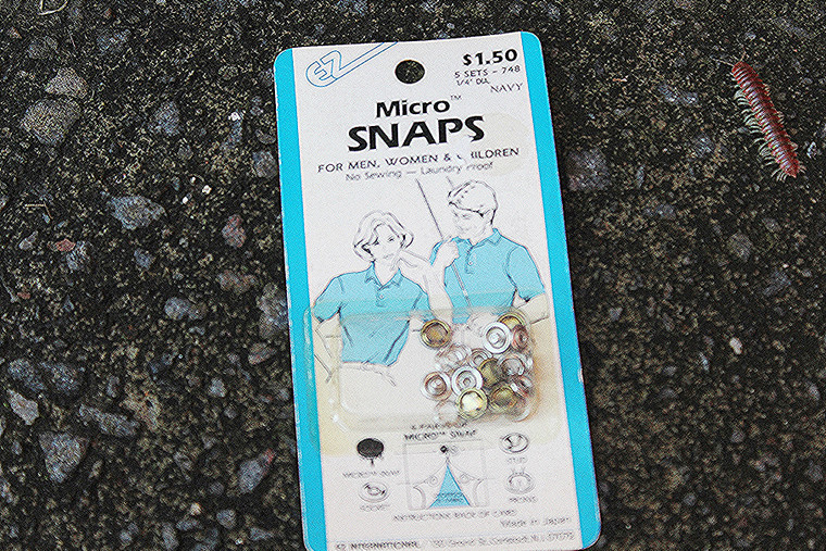 Vintage 1990s EZ Micro No-Sew Navy Snap Closures
