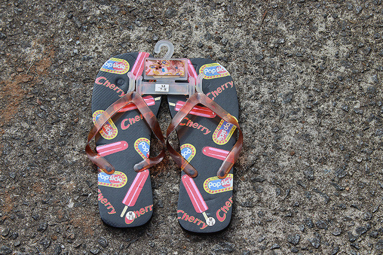 Vintage Cherry Popsicle Black Sole Size 7-8 Flip Flop