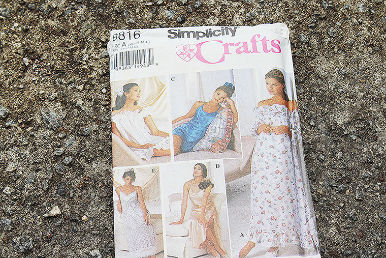 Simplicity Night & Lounge Wear Pattern #8816