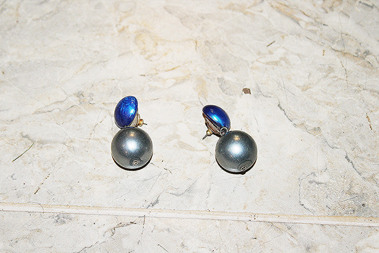 Vintage 2-Tone Ball Pierce Earrings