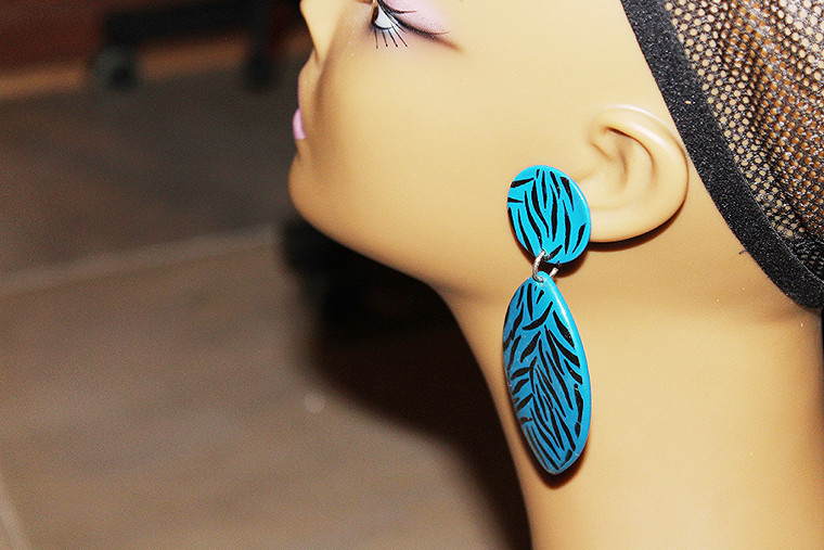 Vintage Blue/Black Pierce Dangle Earrings