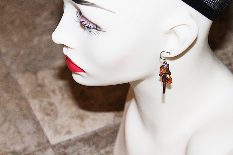 Vintage  Beaded Earthtones Pierce Dangle Earrings