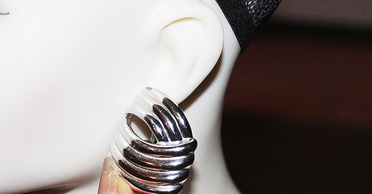 Vintage Silver Metal Clip Earrings