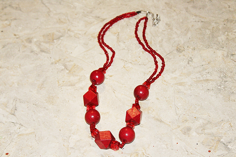 Vintage Precious Lead-Free Wood & Beads Necklace & Earring Set Red