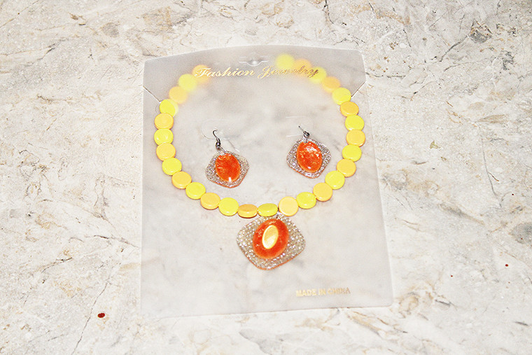 Vintage Orange Sparkle Choker Necklace & Earring Set