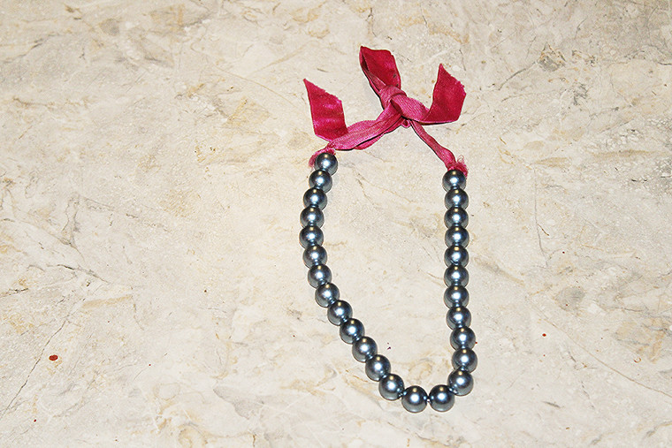 Vintage Gray Faux Pearls & Red Neck Tie Closure Necklace