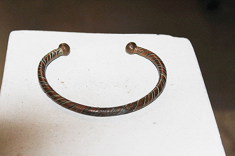 Vintage Early 1990s Handcrafted Twisted Copper/Brass/Other Metals African Tribal Gear.  L