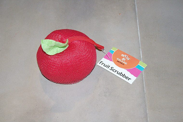 Vintage Sun & Shade Home Red Apple Fruit Scrubber