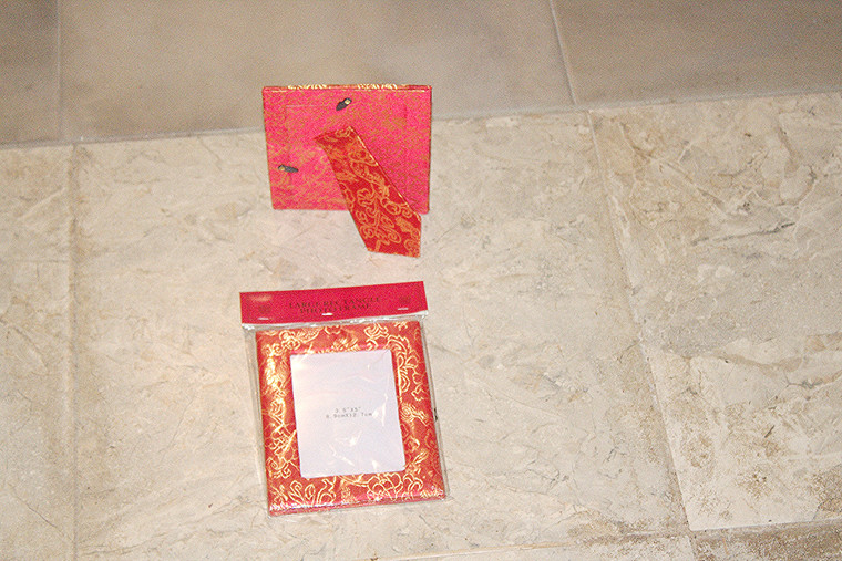 Post Vintage 2004 Target Red Oriental 2.5" x 5" Fabric Photo Frame
