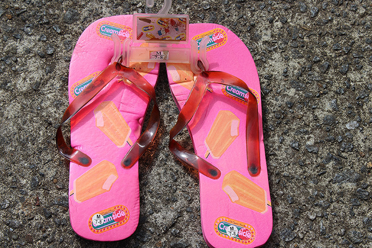 Vintage Creamsicle Flip Flop Size 7-8