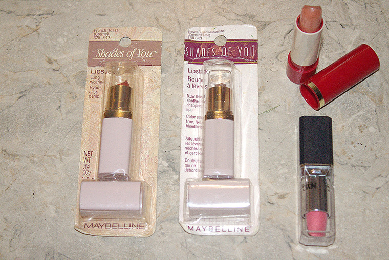 4-Pc Lipsticks Avon/Maybelline/NYC Smooch