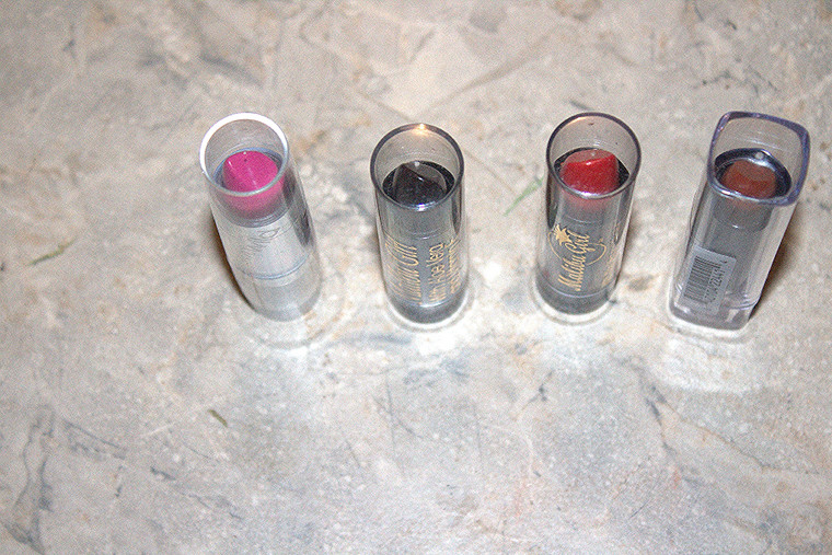 4-Pc Malibu Girl/Love My Lips/Wet & Wild Lipsticks