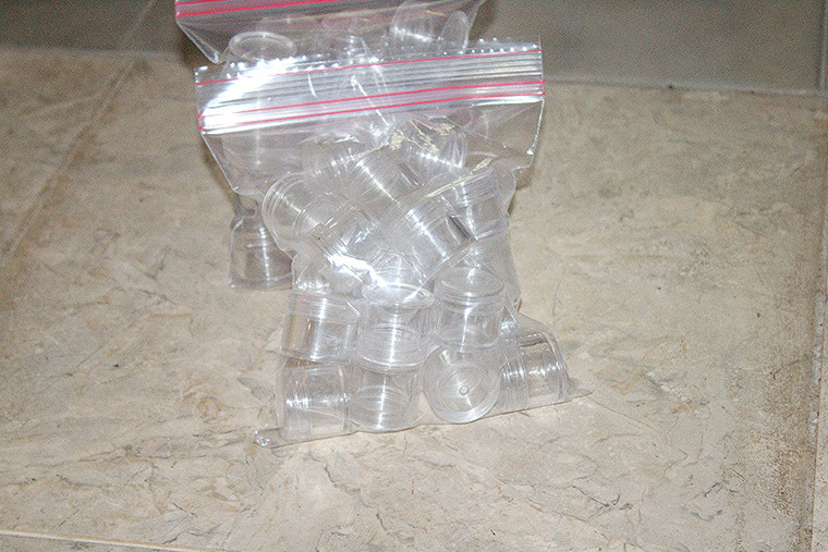 25-Pc Non-Glass Clear Mini Storage/Mixing Jars W/Lids