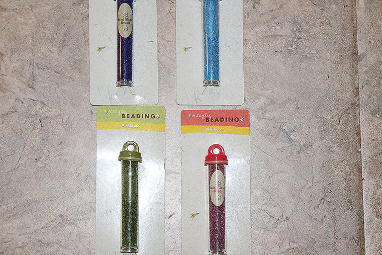 Simply Beading 4-Tube Red/Green Trypan & Sky-Blue Mini Glass Beads