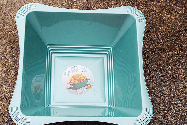 Paragon Plastics Large Food Grade Bowls- Green. 13" W x 6" H