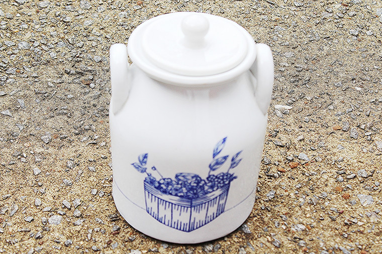 Vintage Ceramic Country Garden Storage Container