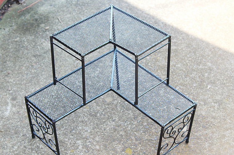 Free Standing 2-Tier Metal Corner Shelf