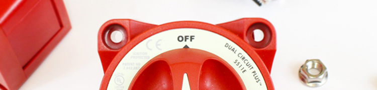 battery-switch-close-up-.jpg