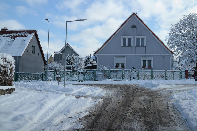 Hot Water Problems in Winter: Causes and Solutions for Homes 