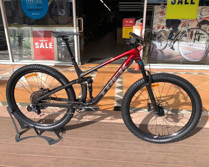 black and red trek bike