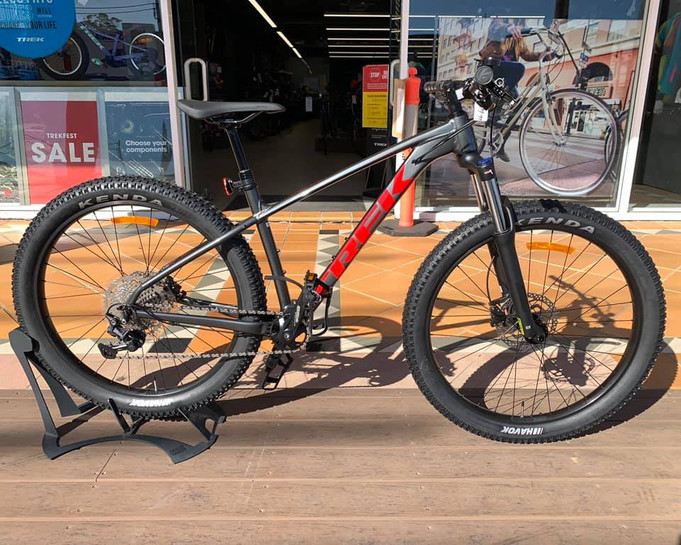 trek roscoe six