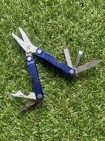 LEATHERMAN MICRA CLEAR BLUE