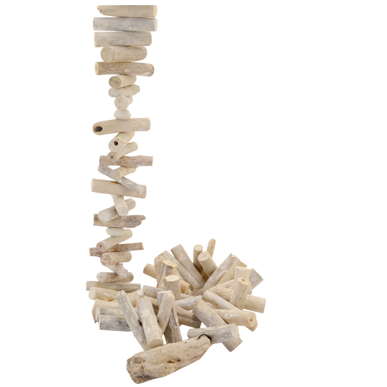 Coastal Garland Decor: 150cm hanging garland featuring white wash driftwood and pebbles, adding texture and beach-inspired charm to mantels, furniture, and beach house interiors.