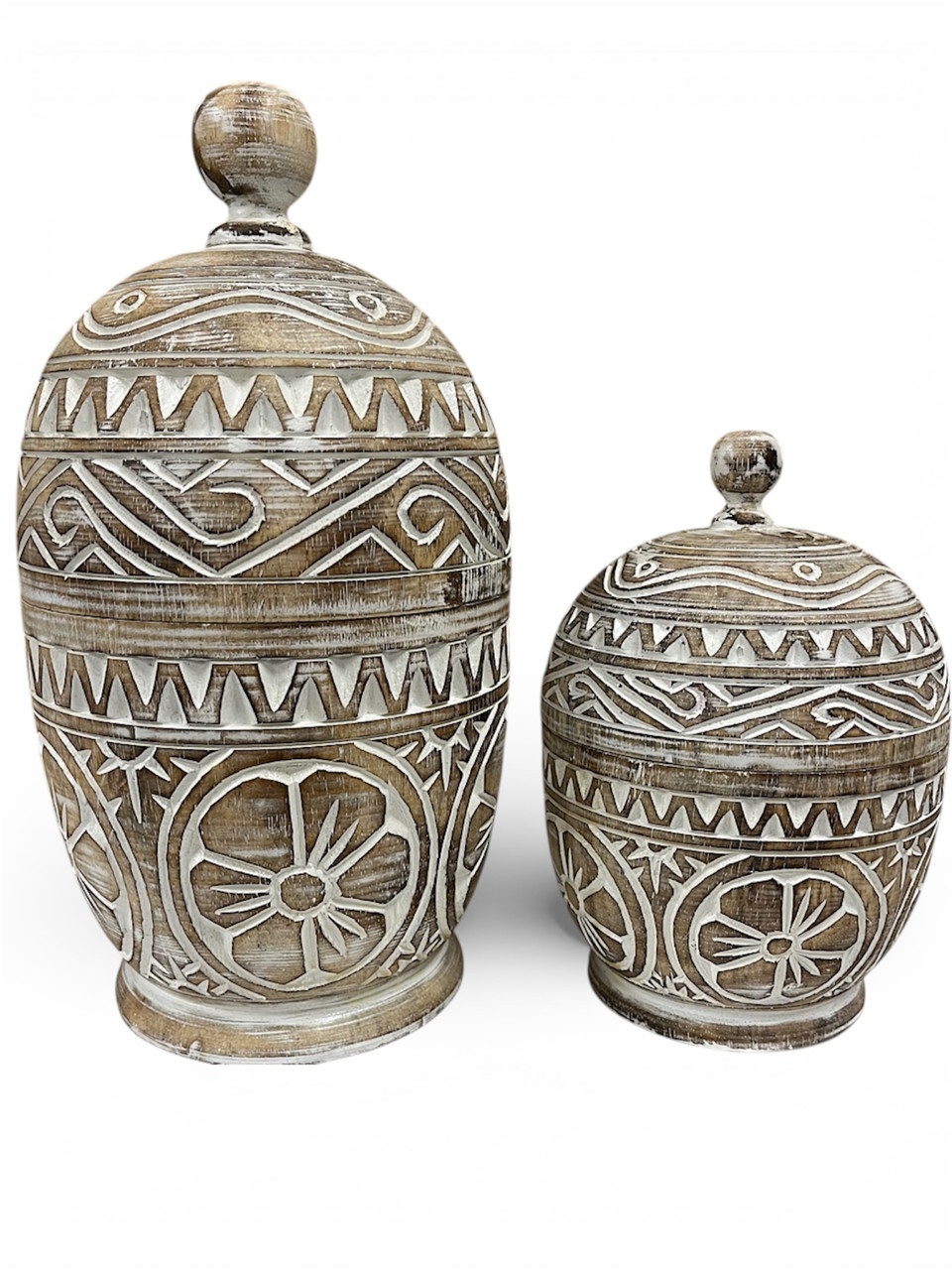 Elegant white-washed wooden trinket jars, available in large and medium sizes, offer stylish storage and rustic charm for your home decor, perfect as tabletop ornaments.
Large 30 x 16cm  Medium 20 x 13cm white wash