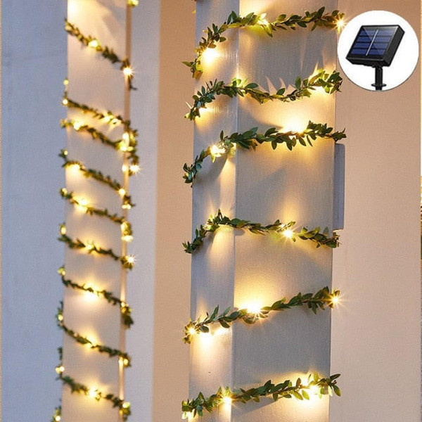 Solar-Powered Garlands zaxx