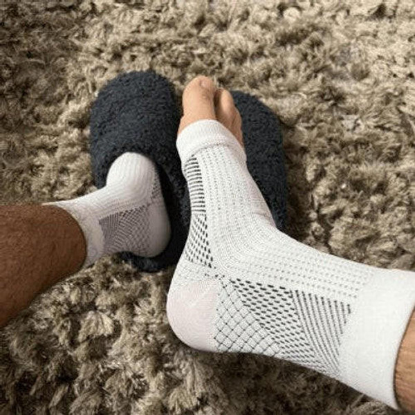 Compression Socks for Men and Women Compression Socks for Men and Women zaxx