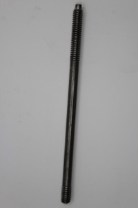 Genuine Tecumseh   CLEANER STUD  Part# 650901