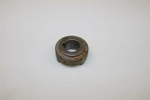 Genuine OEM Ariens Lawn Mower Hub-Retainer 01582100