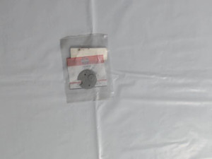 Genuine OEM Briggs & Stratton VALVE-CHOKE Part# 690621