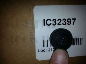 Genuine Case Ingersol   CAP   part#   C32397