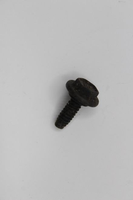 Genuine Tecumseh   SCREW  Part# 650804