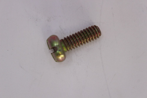 Genuine Tecumseh   SCREW  Part# 650477