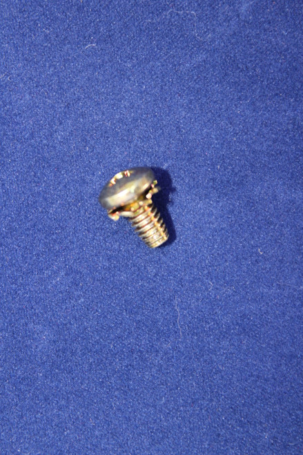 Genuine Tecumseh   SCREW  Part# 650257