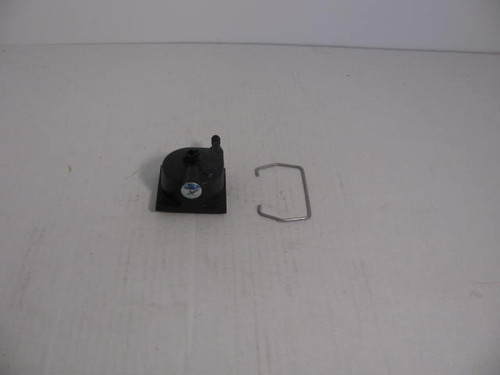 Genuine Tecumseh   FLOAT BOWL RPL 640039A  Part# 640039B