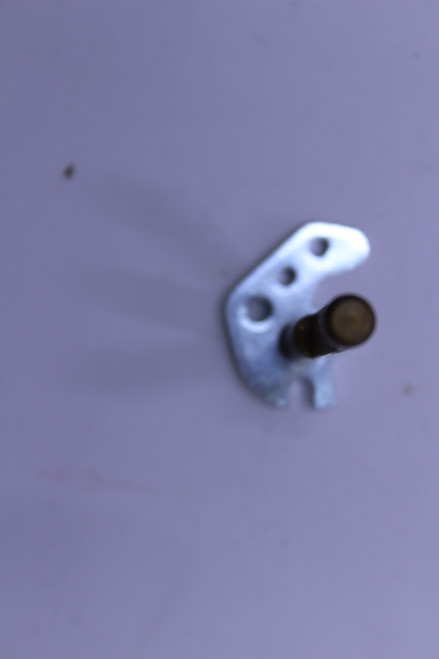 Genuine Tecumseh   SHAFT AND LEVER  Part# 630973