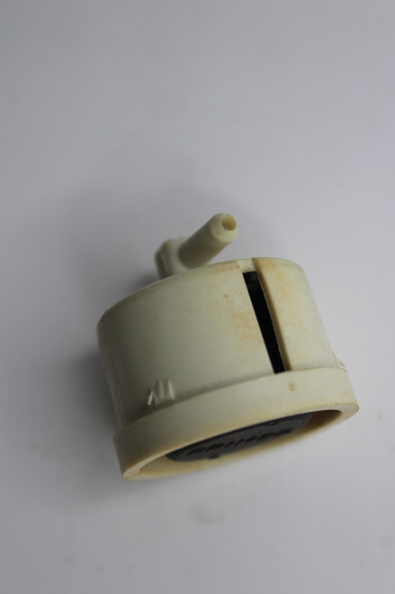 Genuine Tecumseh   PRIMER ASSY  Part# 34353