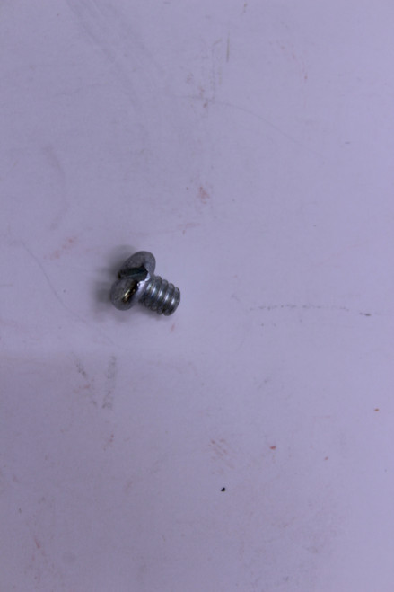 Genuine Tecumseh   SCREW  Part# 30357