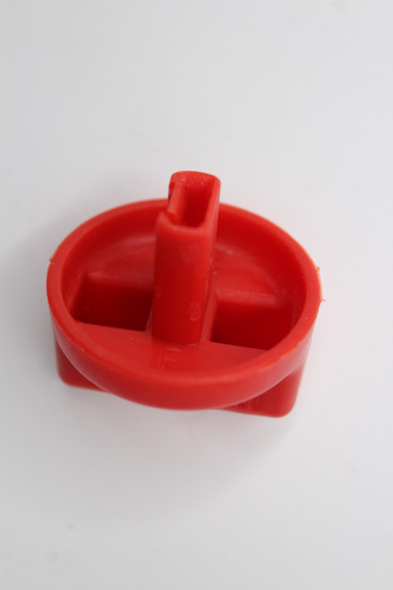 Genuine Tecumseh   FUEL KNOB-SNOW  Part# LCT45031