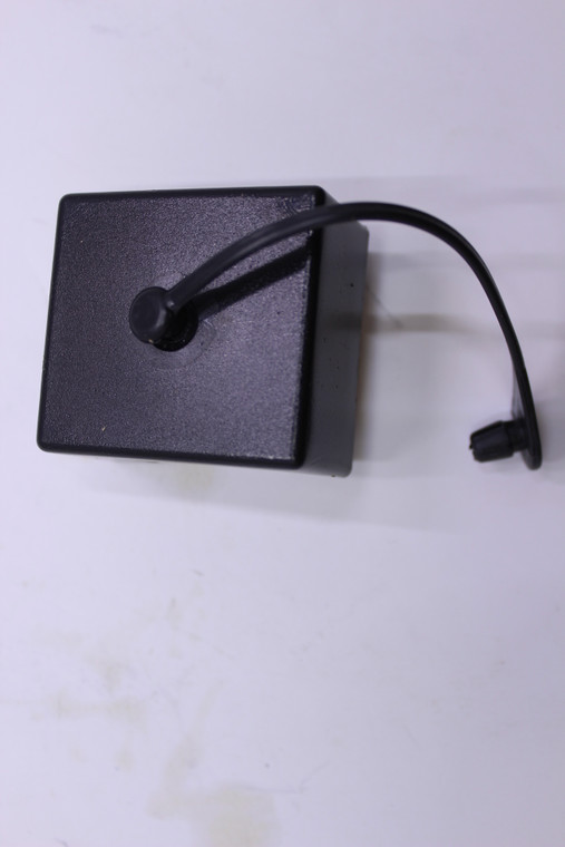 Genuine Tecumseh   ELEC STARTER SOCKET CAP  Part# LCT04101