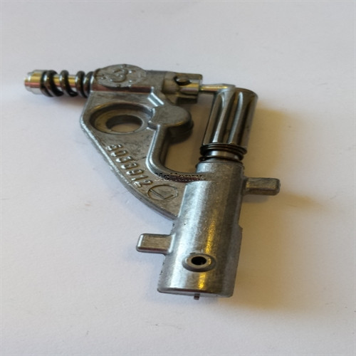 AYP Sears Husqvarna Jonsered OEM OIL PUMP ASSEMBLY  part# 544180103