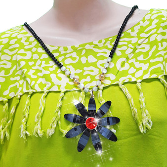 Beautiful Sparkling Geometric Pendant Chain Choker Necklace