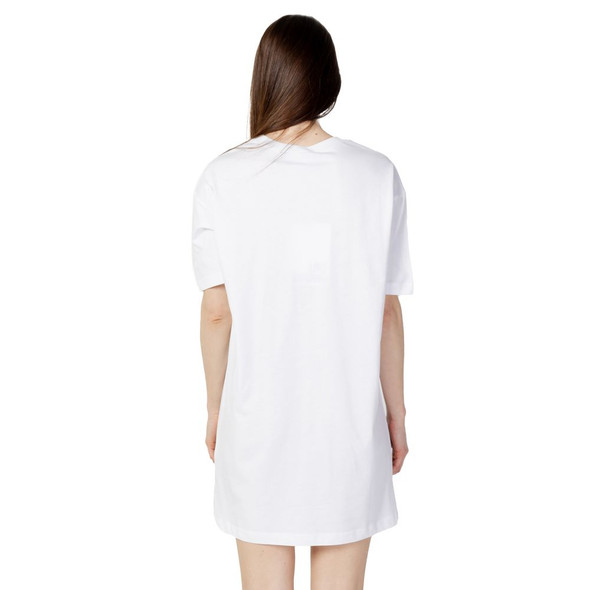 Love Moschino White Cotton Short LO10219400008RO Love Moschino White Cotton Short LO10219400008RO